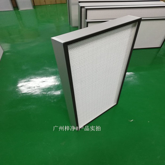 高效过滤器性能直接影响到洁净室内的空气质量 洁净室高效过滤器的更换周期及影响因素