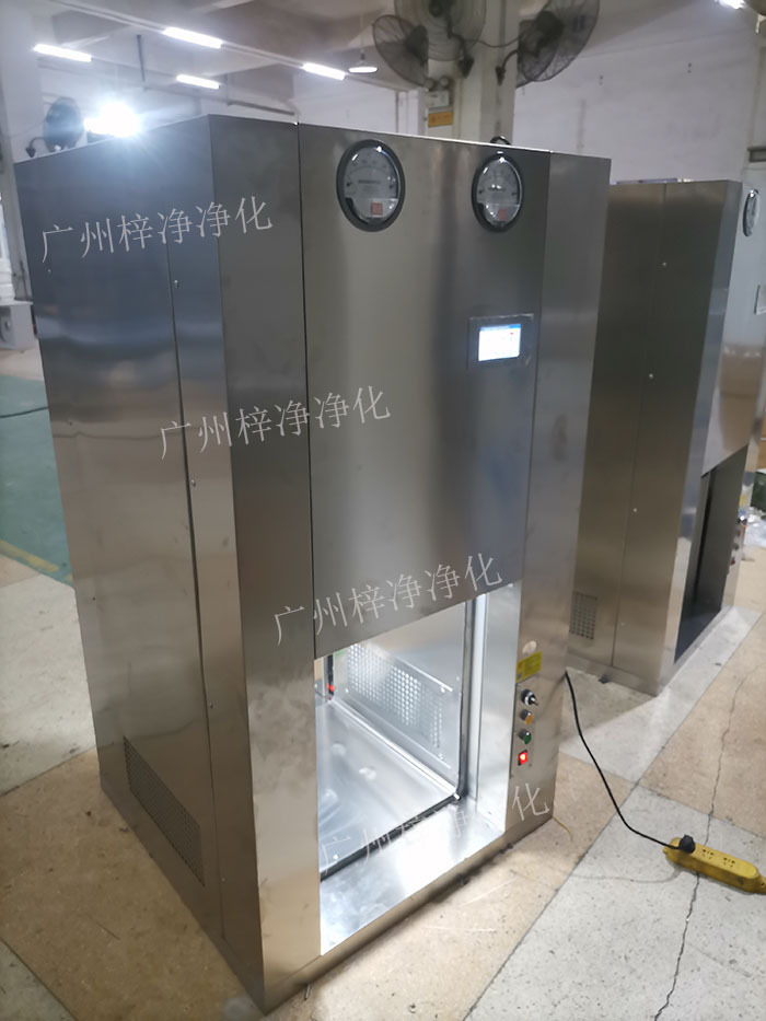 层流传递窗规格尺寸应根据实际需求定制 层流传递窗的制作要求