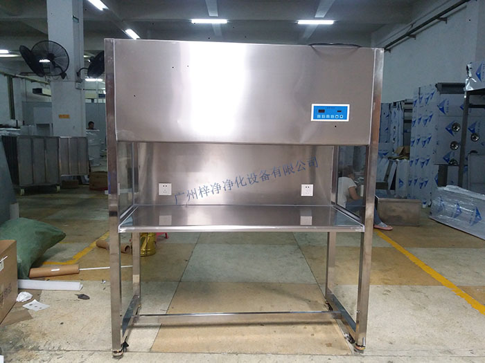 超净工作台作为一种特殊的洁净设备 超净工作台实验室和生产环境中不可或缺的洁净守护者
